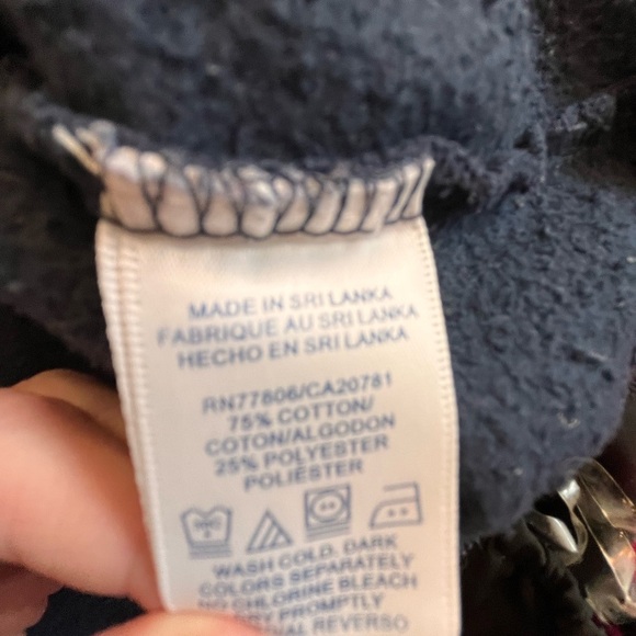 VINTAGE ~Tommy Hilfiger~ Navy Hoodie with Red T Patch - Picture 9 of 9